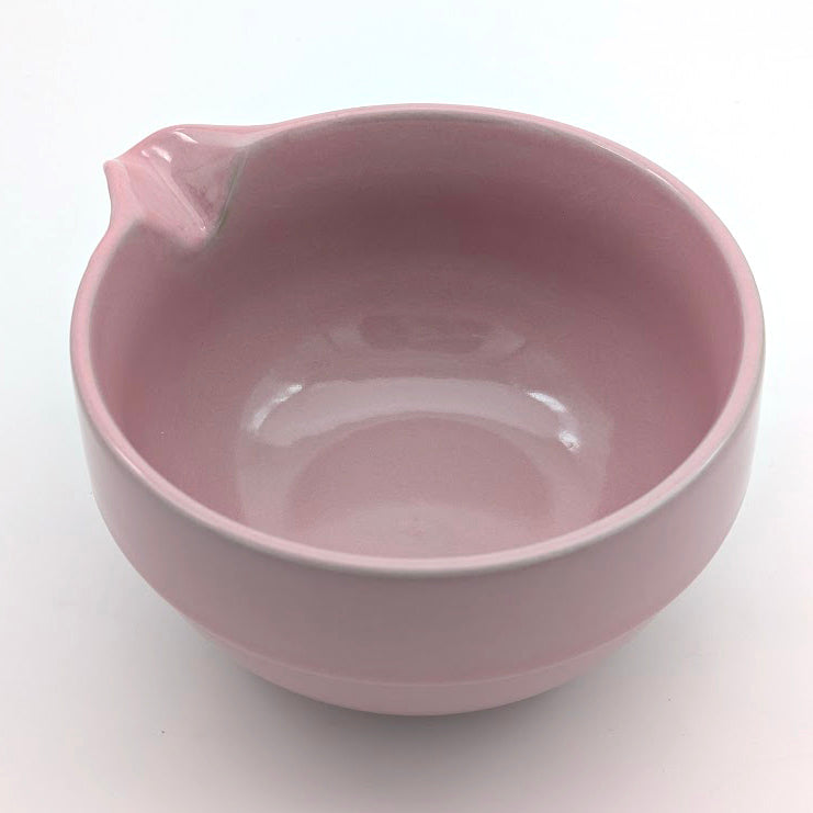 Matchaschale mit Ausguss