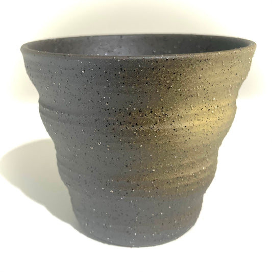 Teebecher aus rauem Ton