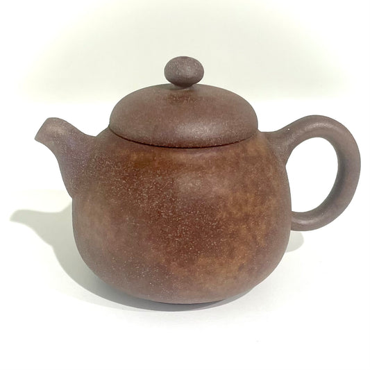 Lin’s Ceramic Studio Teekanne Generals Helmet 260 ml